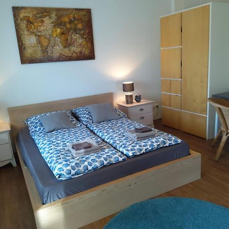 Haus Im Gruenen Villa Борнхайм Екстериор снимка